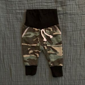 Newborn Camo Leggings